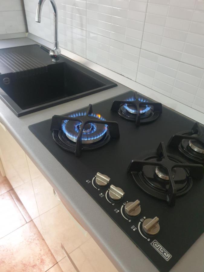 Maffucci 24 Bilocale Molto Spazioso E Moderno Mailand Exterior foto