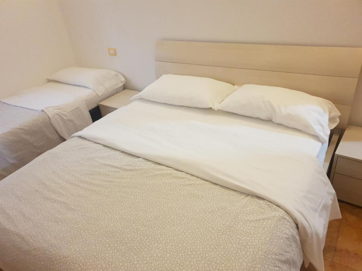 Maffucci 24 Bilocale Molto Spazioso E Moderno Mailand Exterior foto